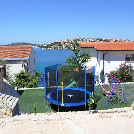 Seka * רוגוזניצה