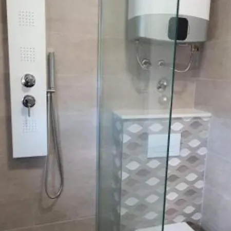 Seka דירה רוגוזניצה